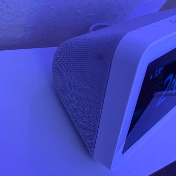 Amazon Echo Alexa Mini Screen - Picture 3 of 9